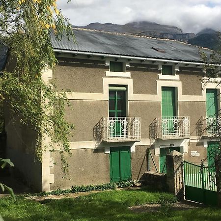 Villa Rosalia Villanúa Esterno foto